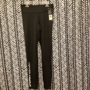 Women’s Under Armor yoga or athletic pants.